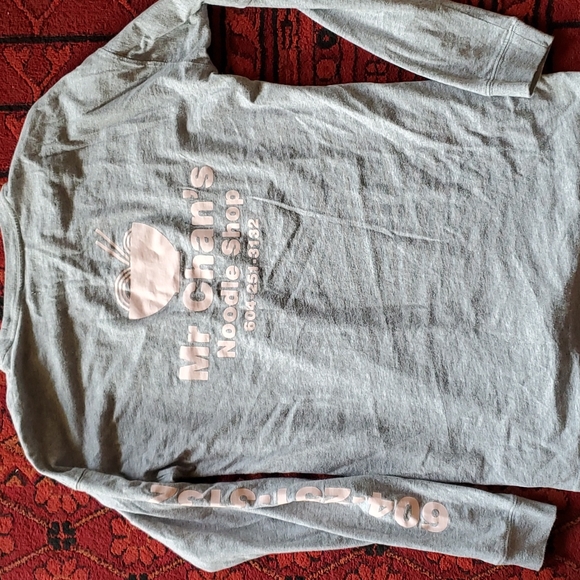 💕🍜TNA Outer Label shirt - Picture 1 of 2